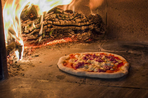 Queen of pizzas Real pizza Margherita Naples